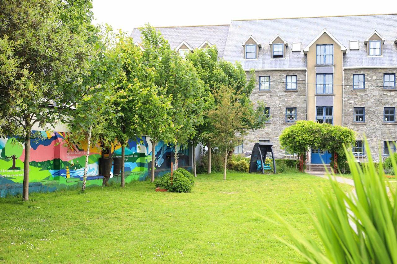 Long Quay Apartments, Клонакілті Екстер'єр фото