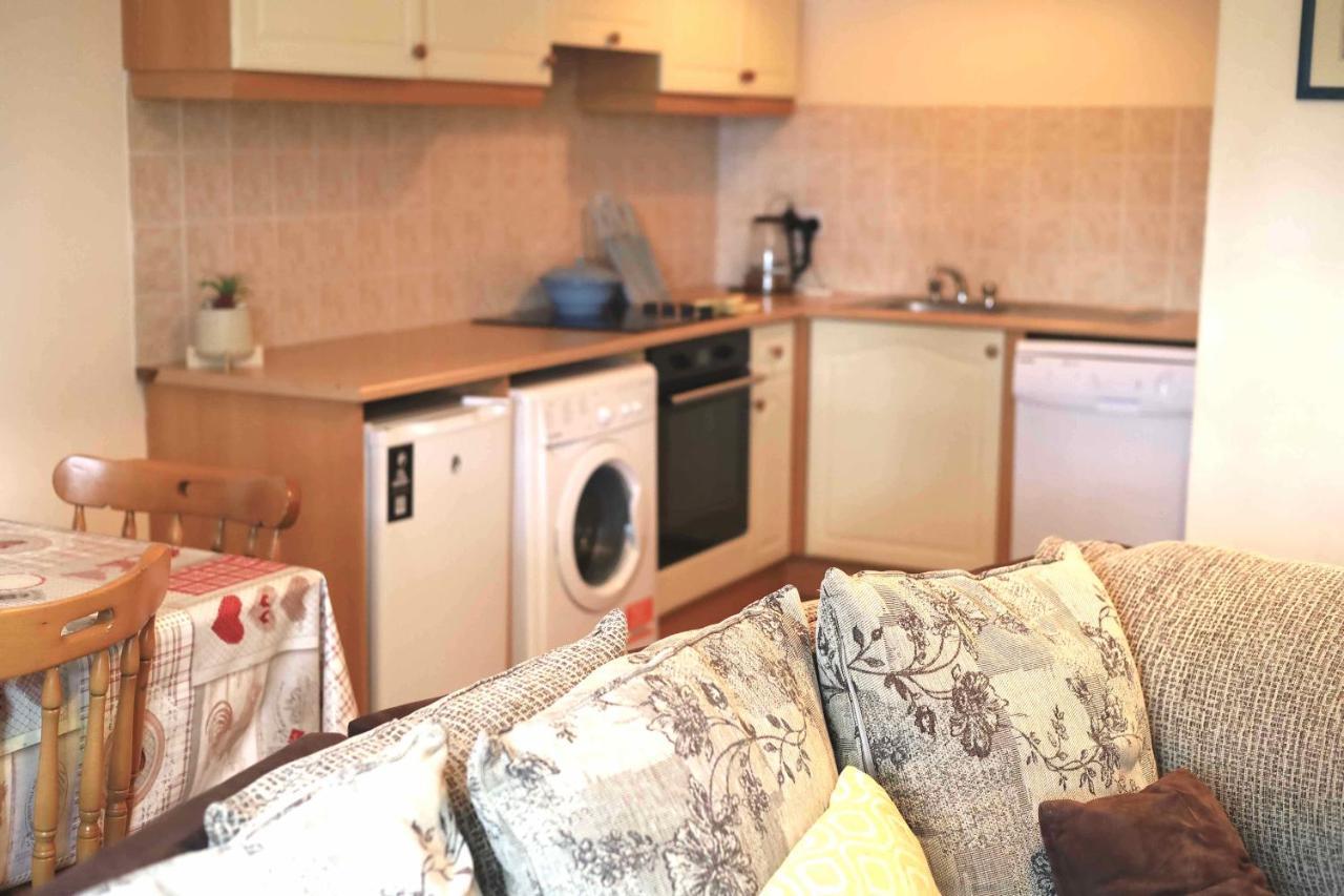 Long Quay Apartments, Клонакілті Екстер'єр фото